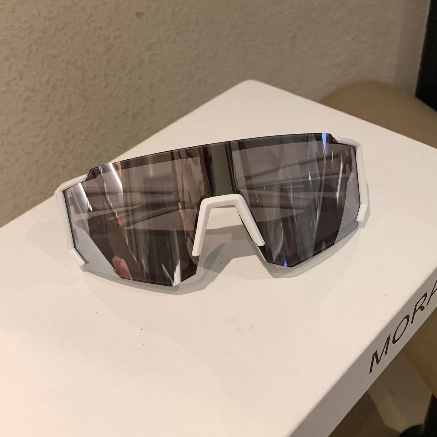 🔥 Limited-Time Special | Genuine Lenses — Durable and scratch-resistant; the ideal choice for sports.