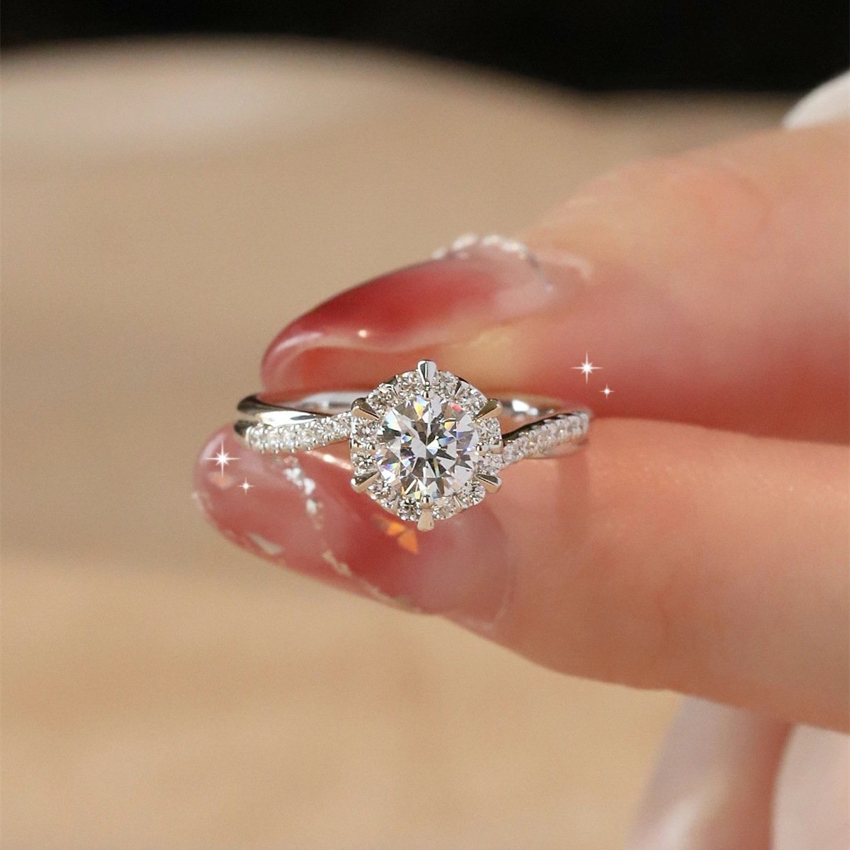 💍 SPARKLES LIKE A DREAM✨ LUXURY LOOK. TIMELESS BEAUTY💕Moissanite from the Stars Ring